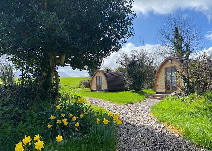 Розкішний намет Farmyard Lane Glamping *